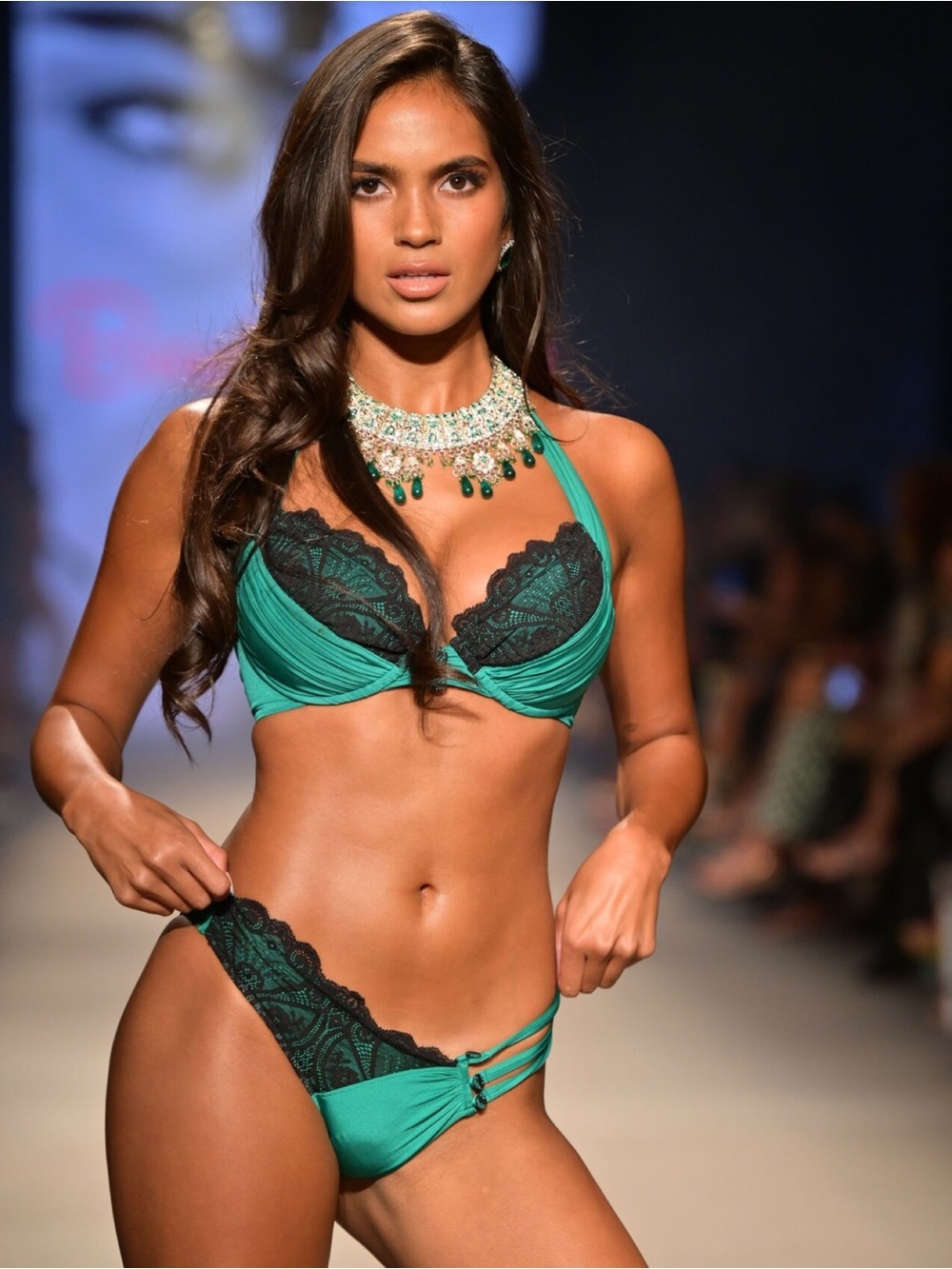 Beach Bunny ‘Love Potion’ Set
